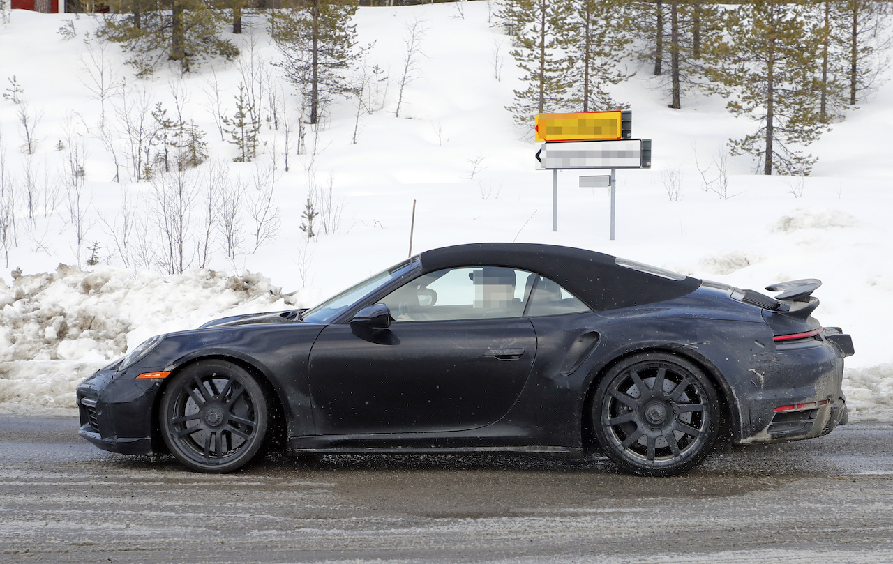 ポルシェ 新型911(992)ターボ カブリオレ_2019/04