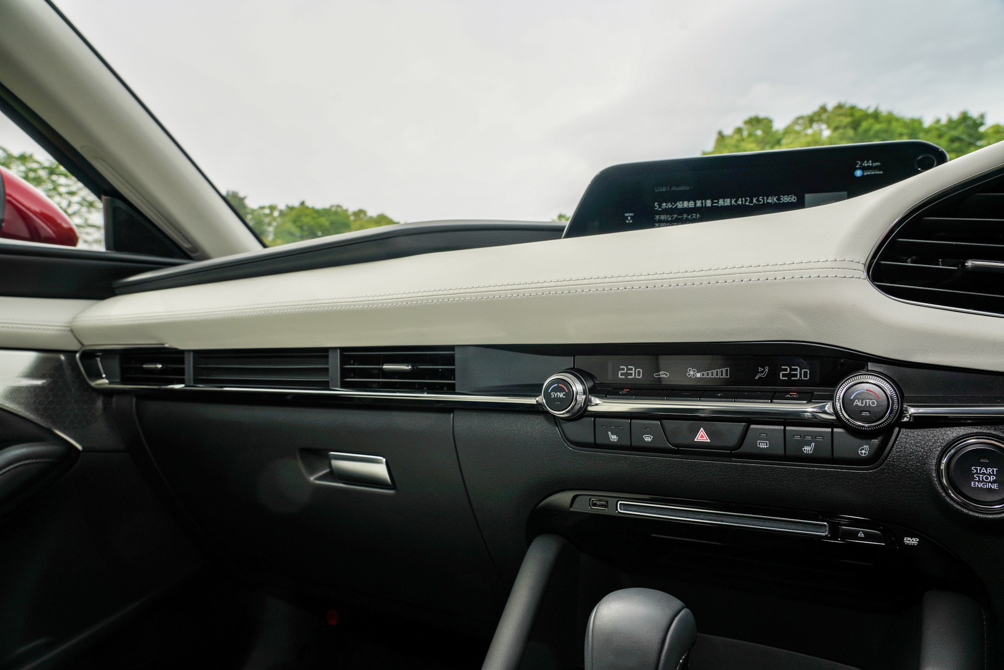 新型Mazda3 インパネ