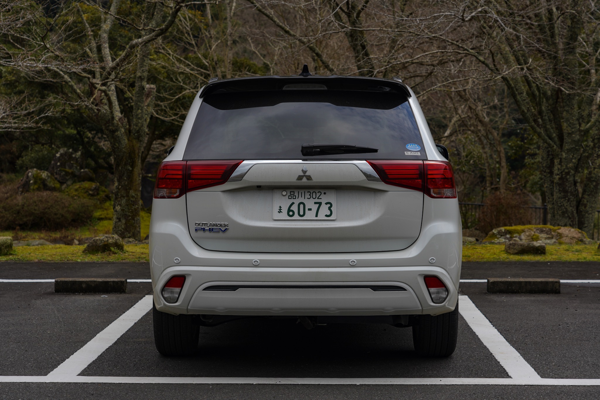 三菱 アウトランダーPHEV