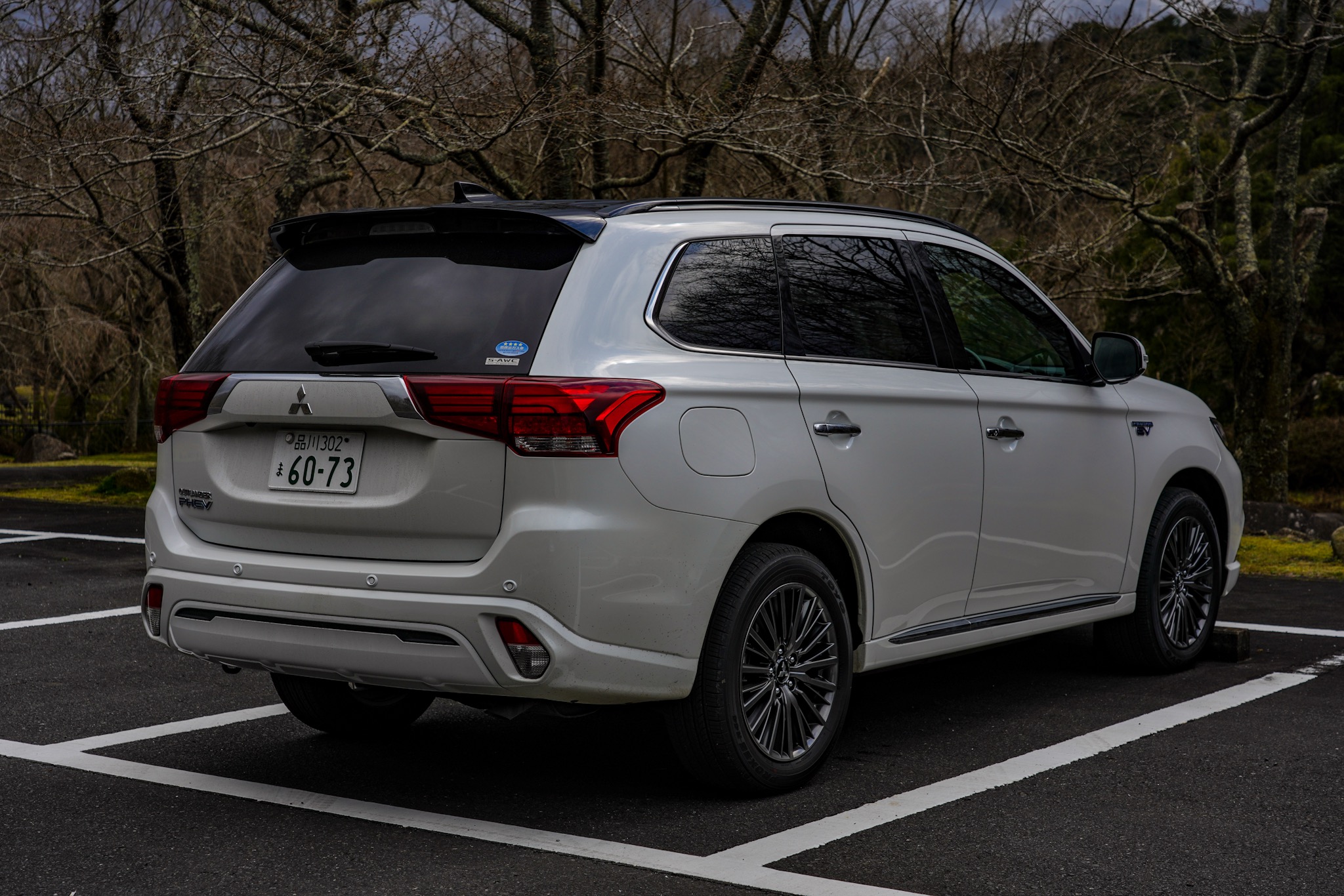 三菱 アウトランダーPHEV