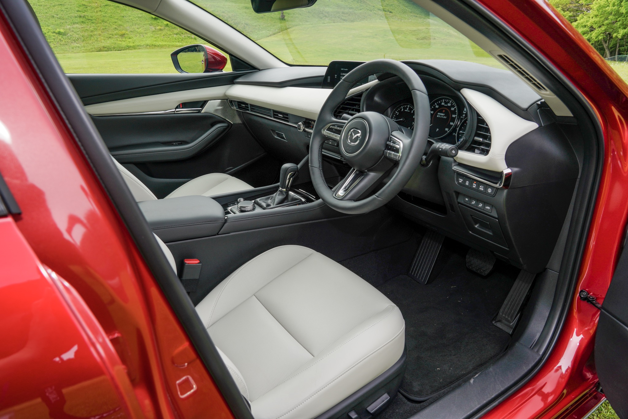 新型Mazda3 内装