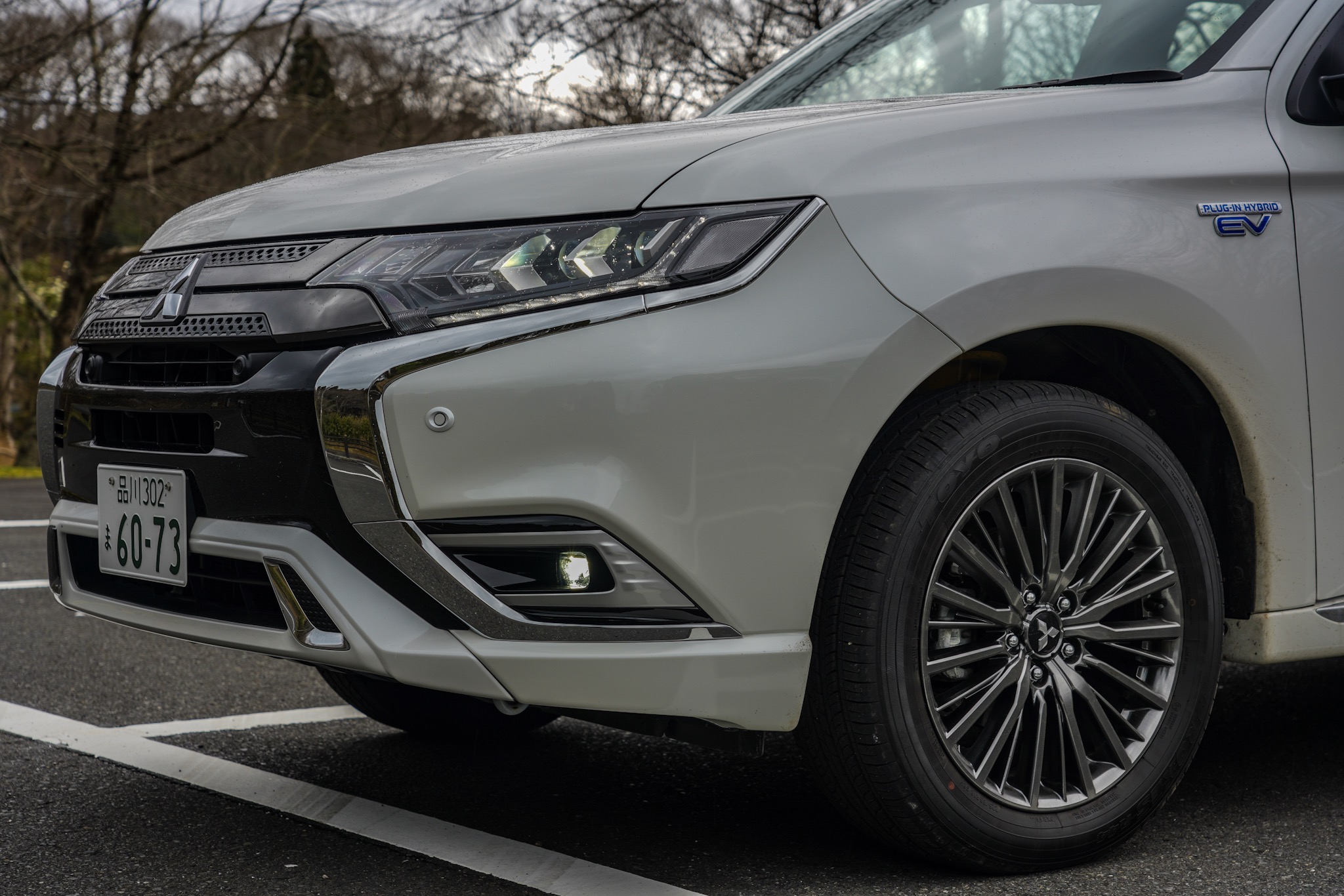 三菱 アウトランダーPHEV