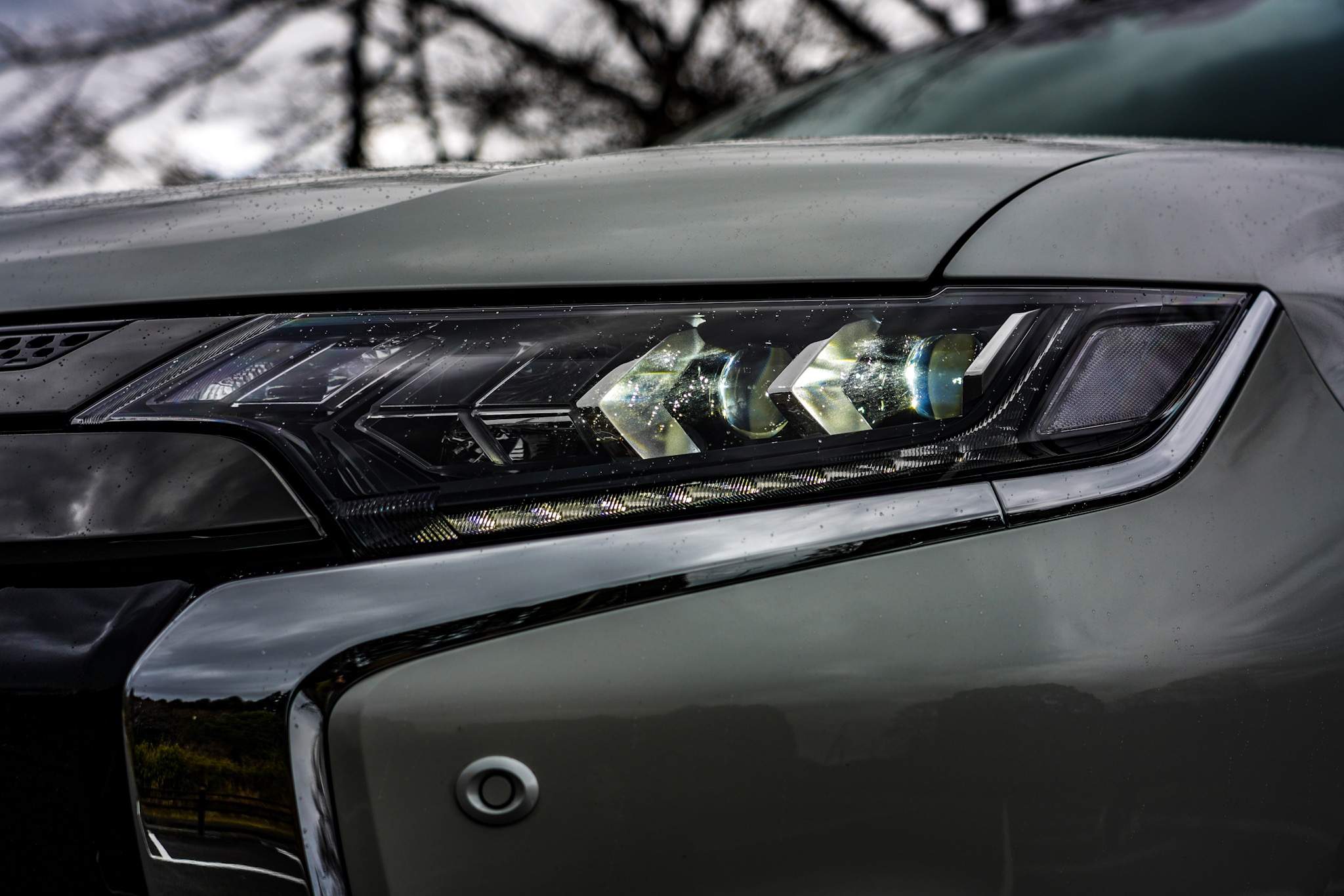 三菱 アウトランダーPHEV