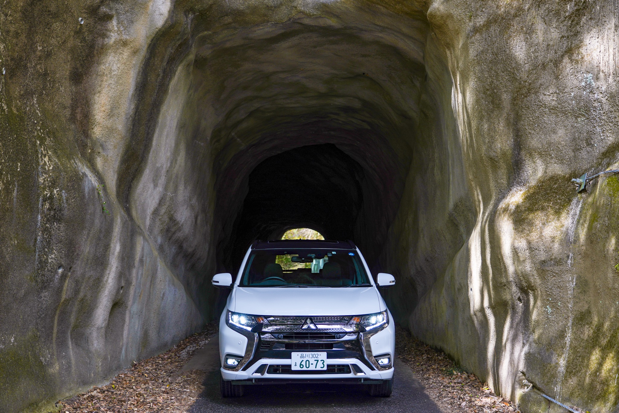 三菱 アウトランダーPHEV