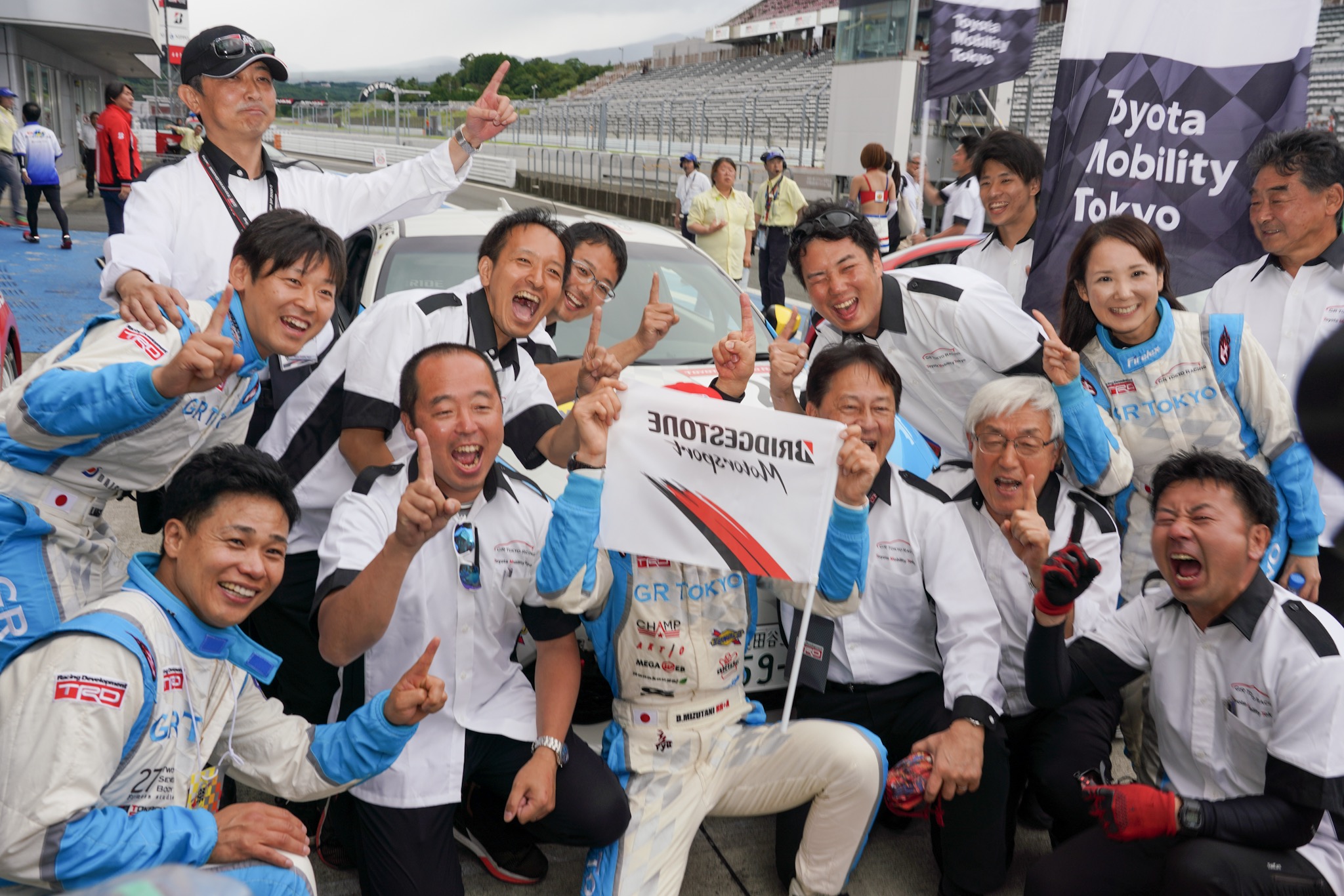 86/BRZレース・プロフェッショナルシリーズ第5戦 長山大介選手優勝