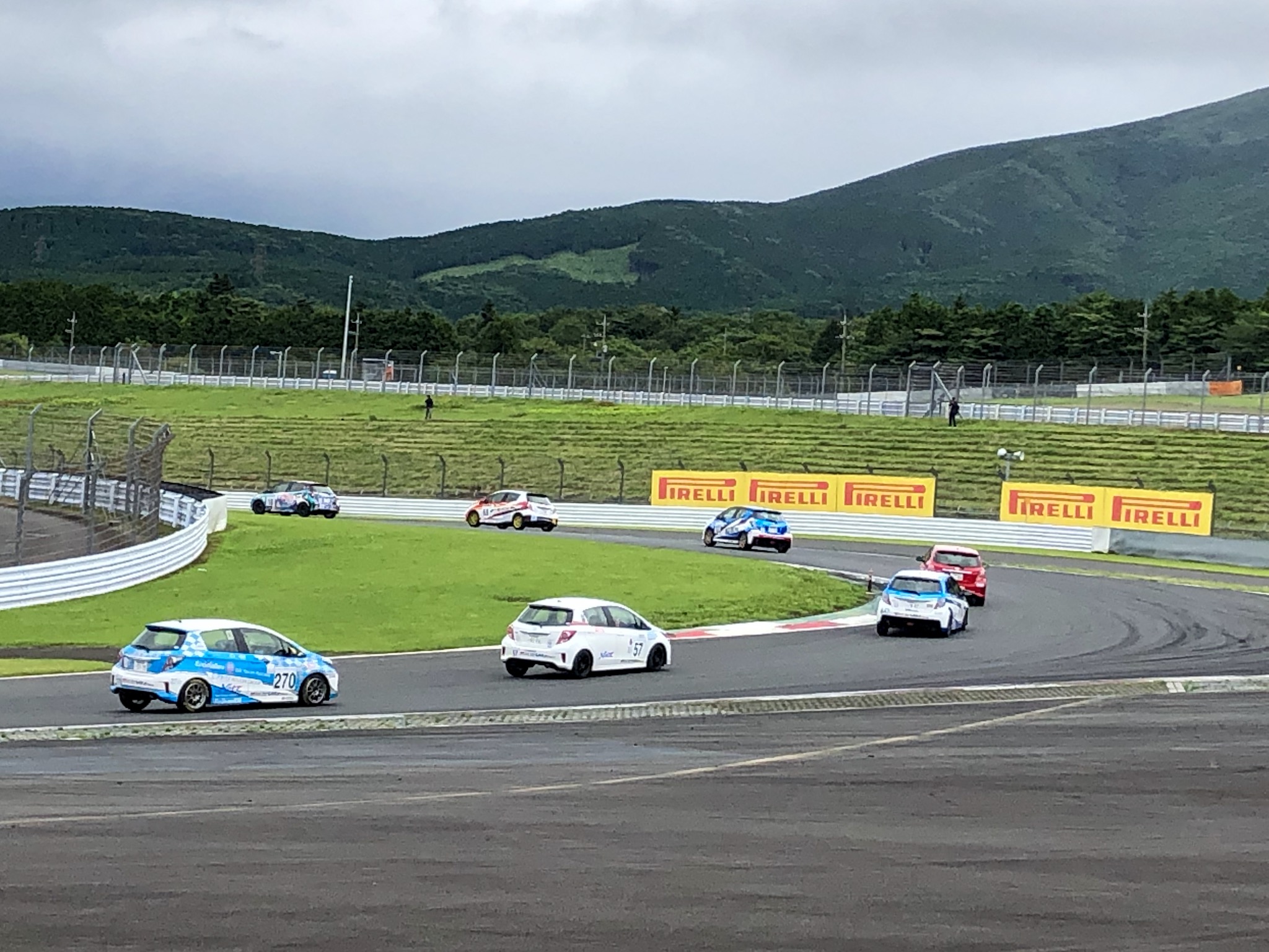 Netz Cup Vitz Race(ヴィッツ・レース)270番車 清水宏保選手