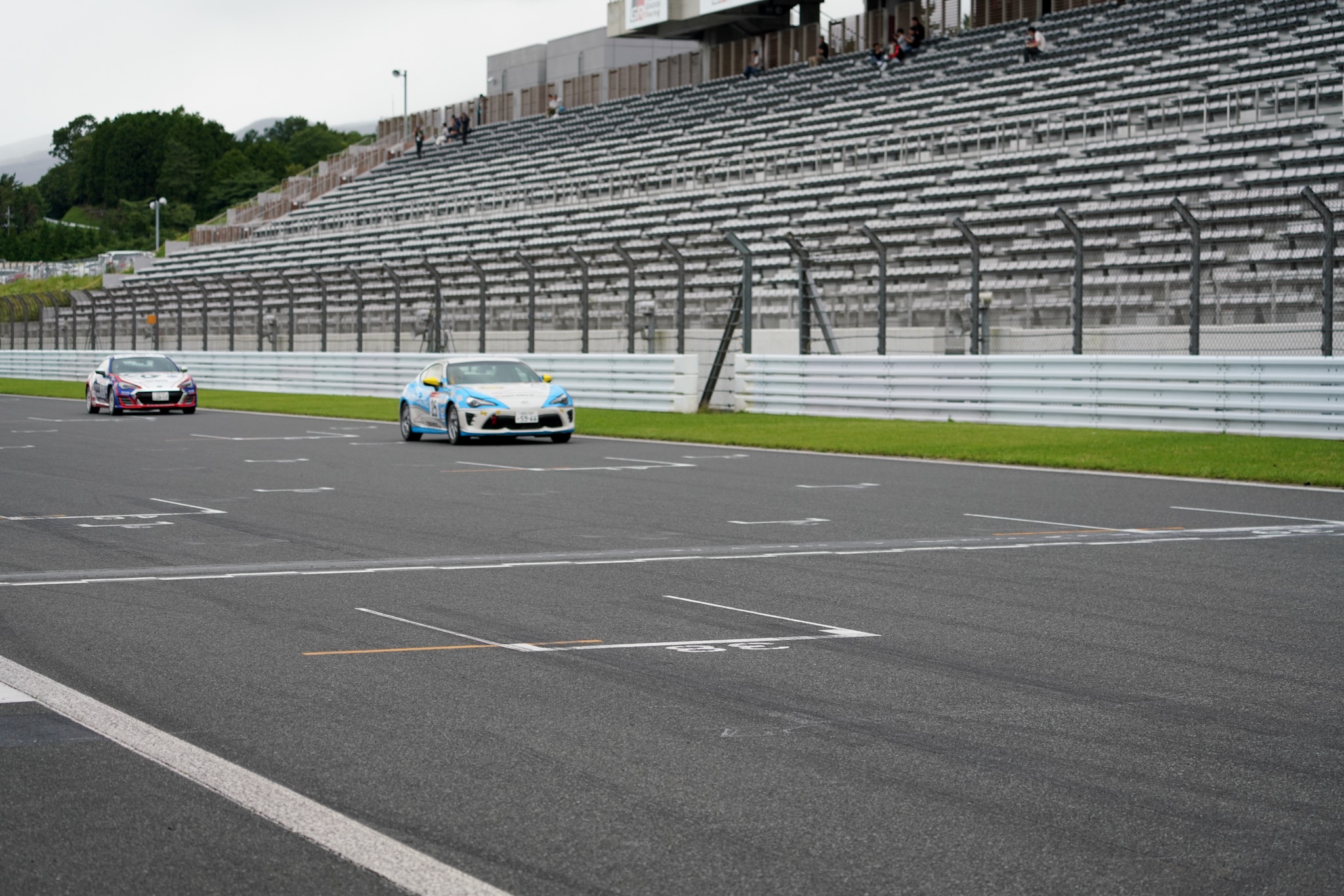 86/BRZレース・プロフェッショナルシリーズ第5戦 8ラップ ホームストレート