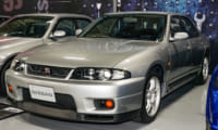 【日産 スカイライン GT-R オーテック 40th】パトカーにも採用された4ドア稀少車