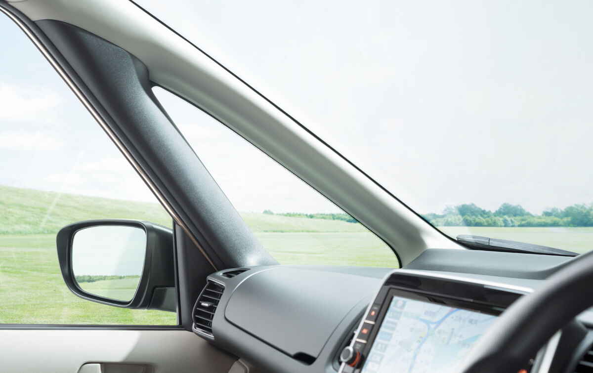 Nissan_Serena_DBA-C26_a-piller