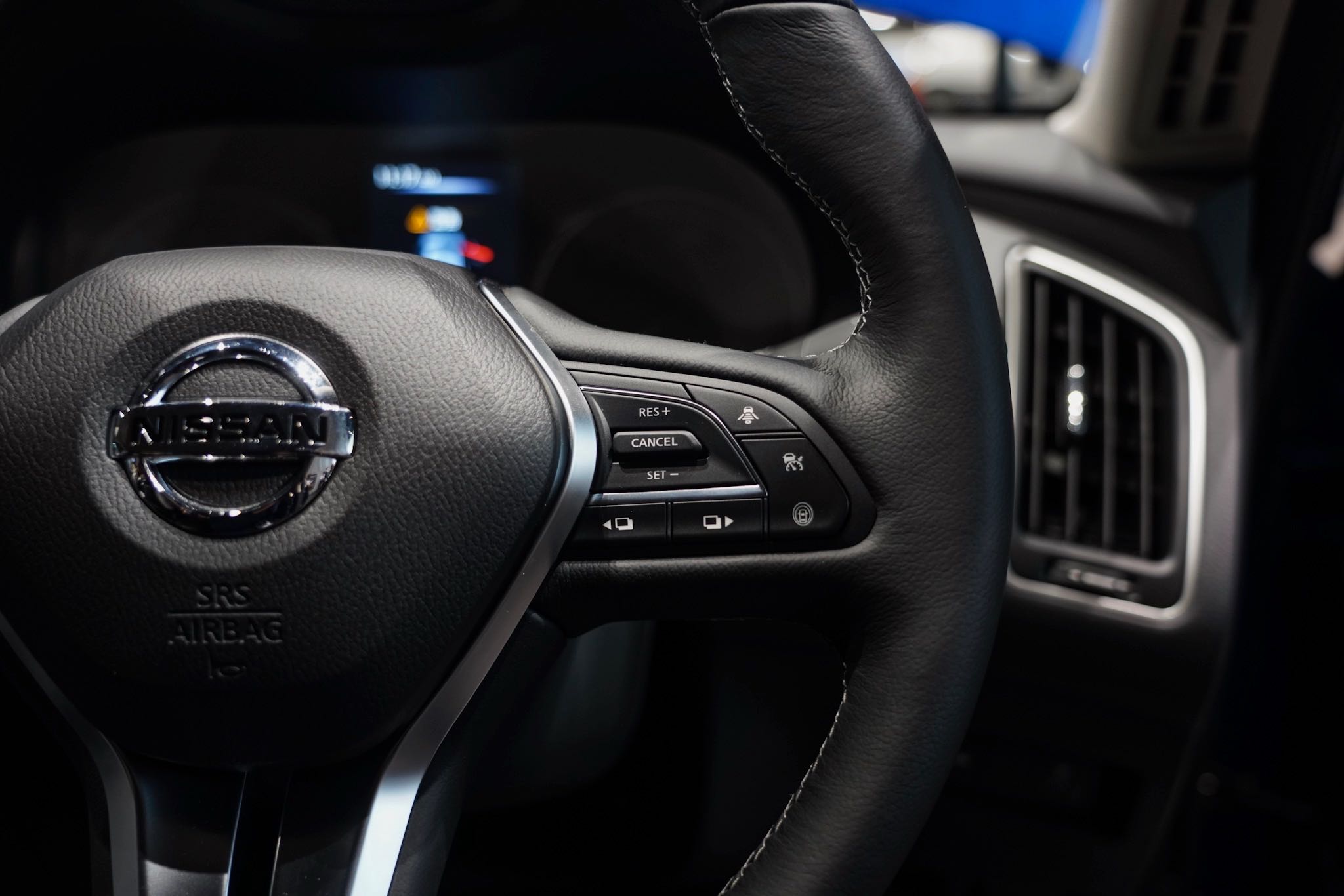 日産 スカイライン 2019年