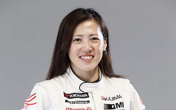 スリーボンドレーシング 13号車 三浦愛選手