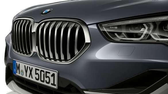 BMW X1 キドニーグリル 2019年型