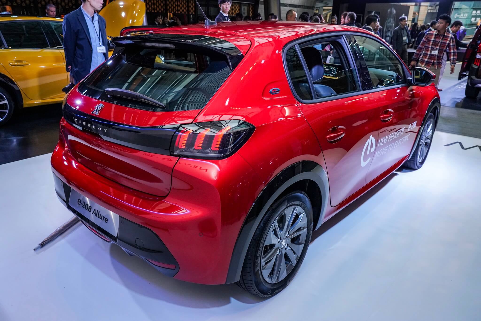 プジョー e-208 プジョーショー2019