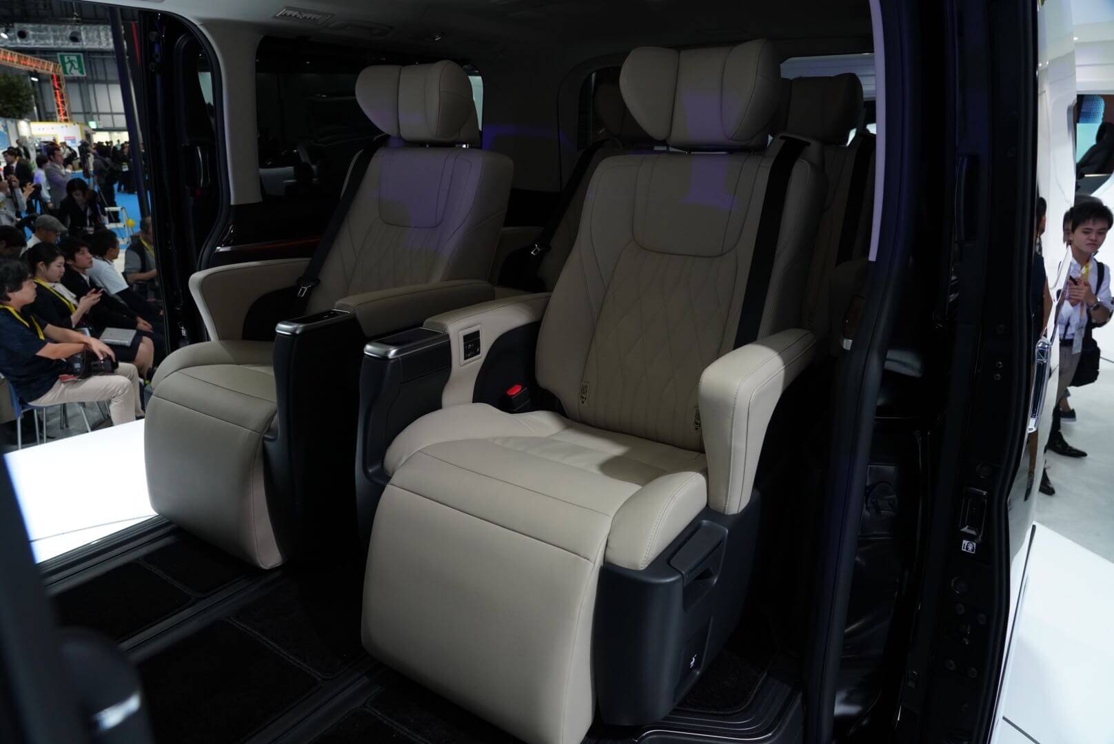 トヨタ グランエース 東京モーターショー2019