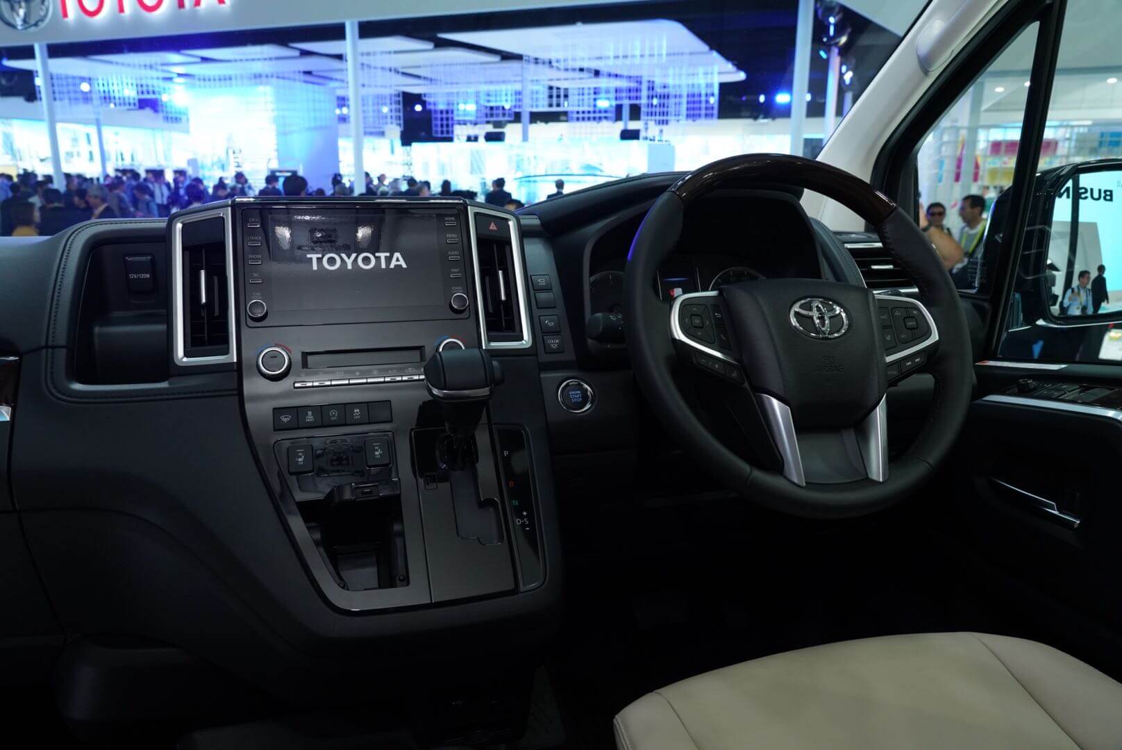 トヨタ グランエース 東京モーターショー2019